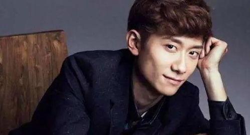 张一山自己爆料对象视频,甜蜜视频曝光，神秘女友身份引热议